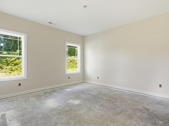 5th image of 310 Camp Creek Drive