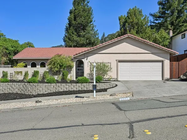 5427 Yerba Buena Road, Santa Rosa, CA 95409