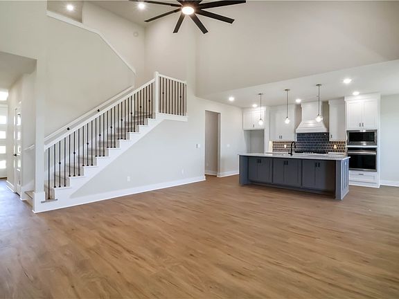 4th image of 1840 Momi St