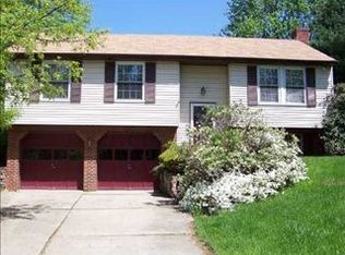 3432 Huntertown Rd, Allison Park, PA 15101