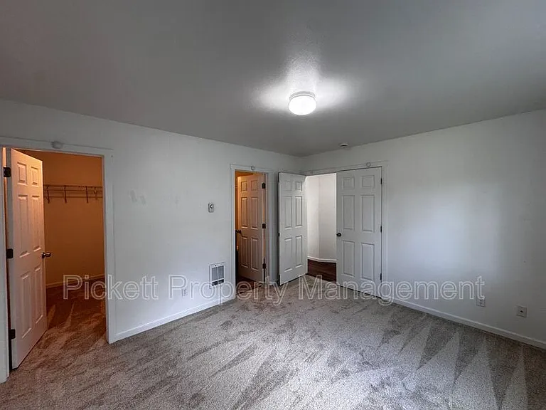 1220 Audrey Ave W — Photo 19