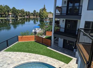 1009 E Sandpiper Dr, Tempe, AZ 85283