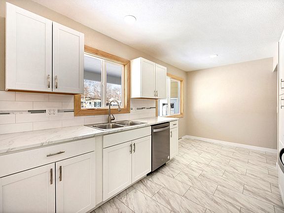 4th image of 2514 12th Avenue Ct