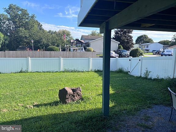 3rd image of 217 Roth Ave