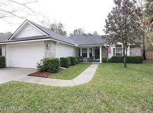 325 Maplewood Dr, Saint Johns, FL 32259