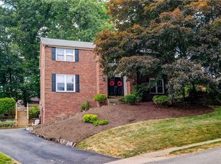 10056 Oakridge Dr, Wexford, PA 15090