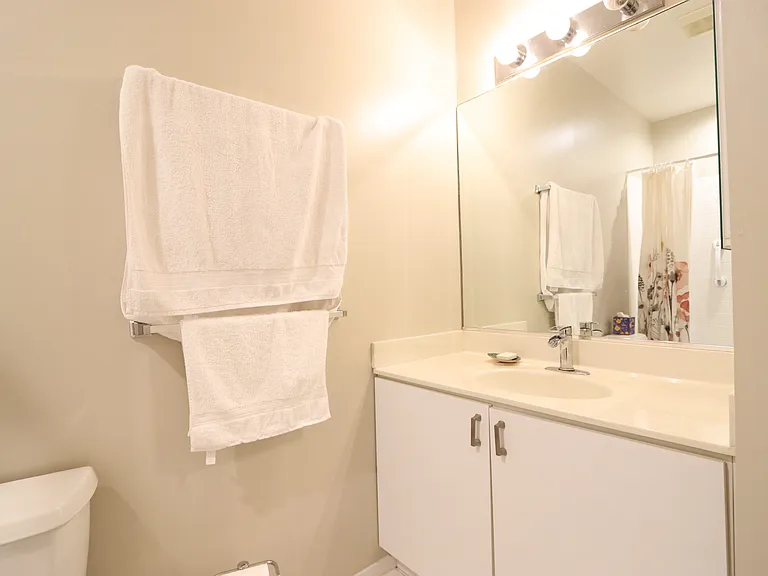 811 S Lytle St #319 — Photo 10