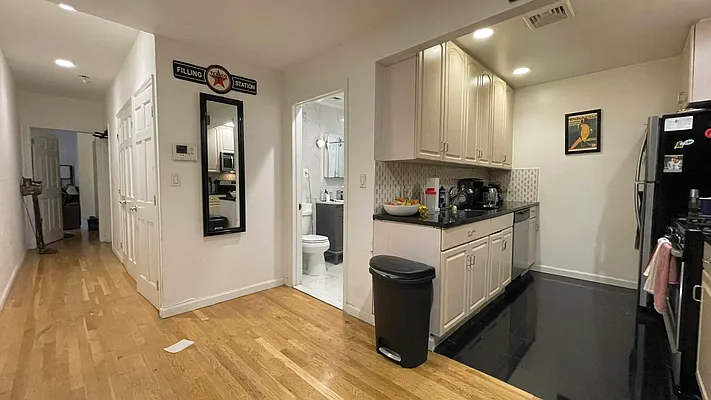 Rented by Strivers Management Group Corp (Brokerage) | media 8