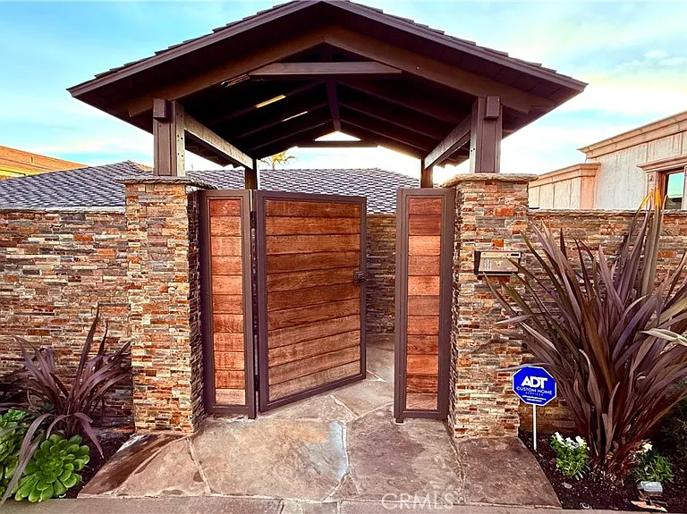 31015 Coast Hwy — Photo 3