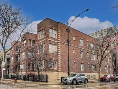 1146 W Montrose Ave #3, Chicago, IL, 60613
