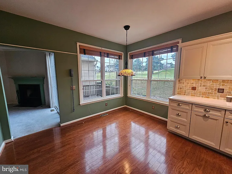 223 Pinecrest Ln — Photo 4