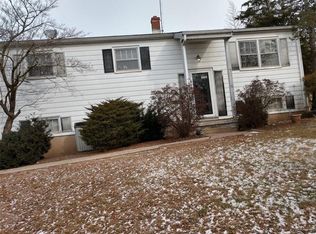 51 Appleman Rd, Somerset, NJ 08873