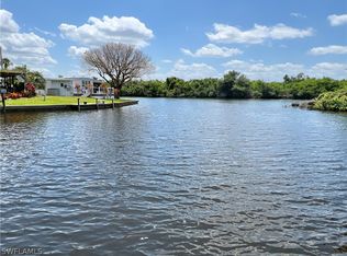 76 Sun Cir, Fort Myers, FL 33905