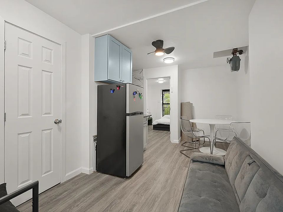 1st image of 124 Mott St APT 1B