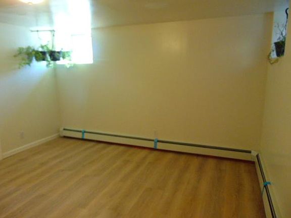 5th image of 11 Beekman Ave