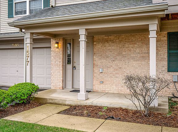 3rd image of 1577 Auburn Ln #7D