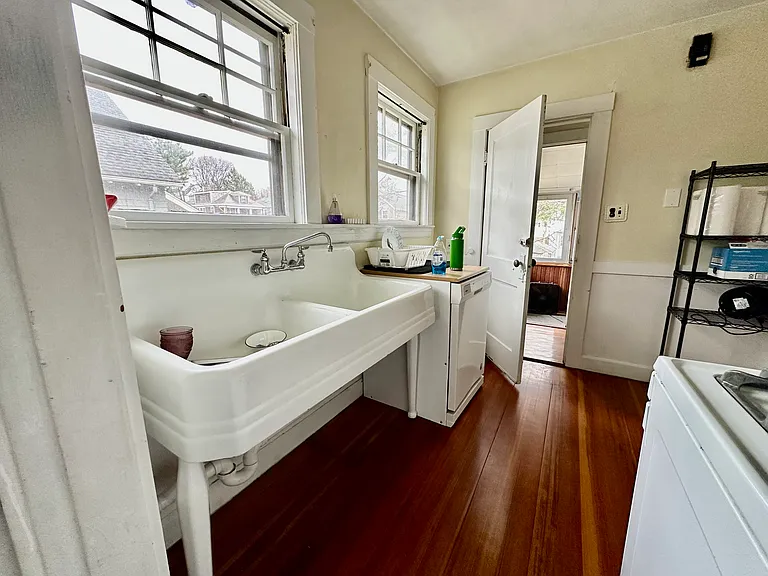 102 Bennett St #2 — Photo 9