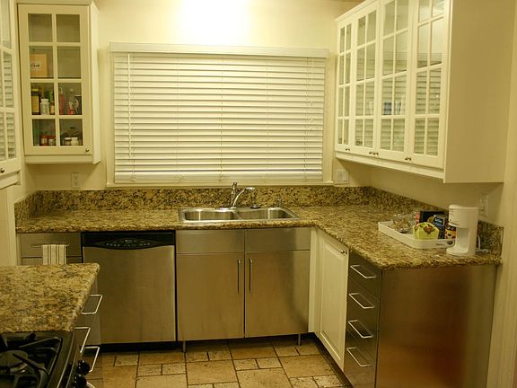 4th image of 6142 San Vicente Blvd