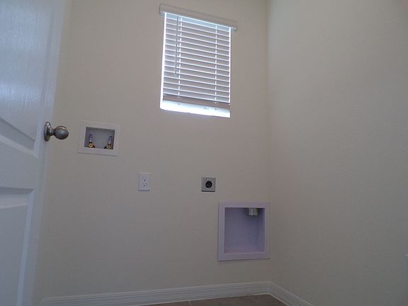 3rd image of 4347 Testana Ln