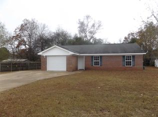 137 Amber Dr, Ozark, AL 36360