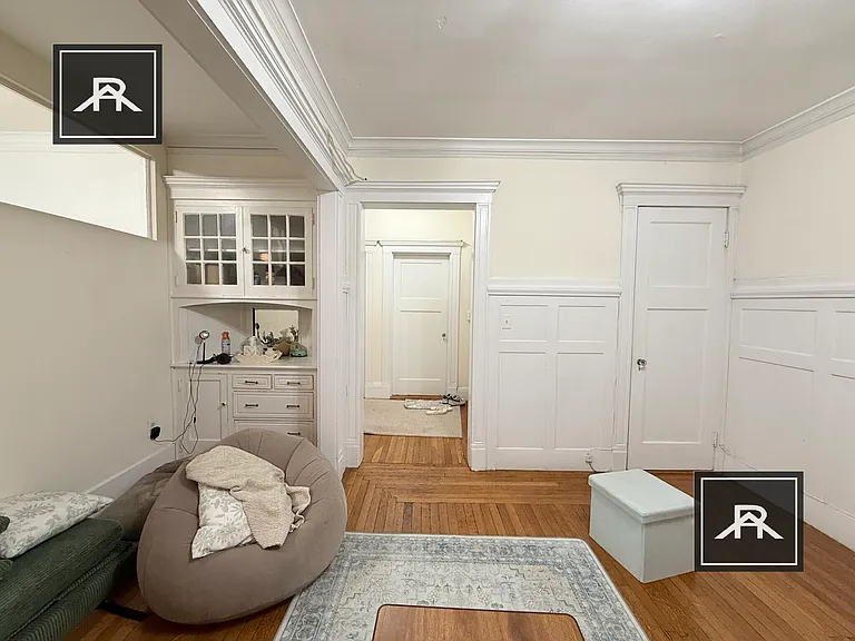 450 Park Dr #2 — Photo 6