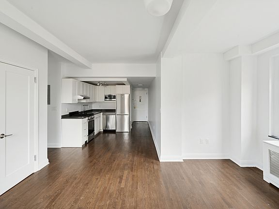 3rd image of 253 W 72nd St APT 1704