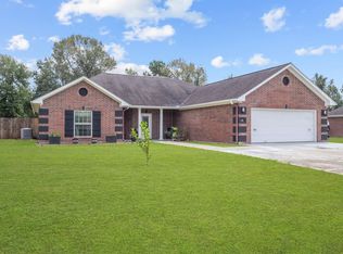 185 Tyler Dr, Orange, TX 77630