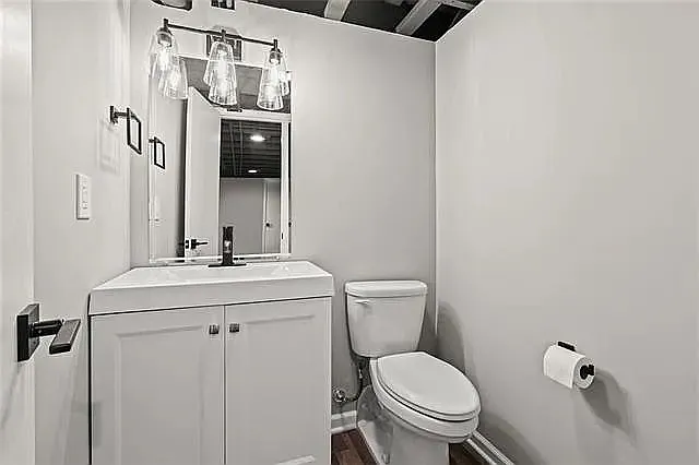 8539 Stearns Rd — Photo 21