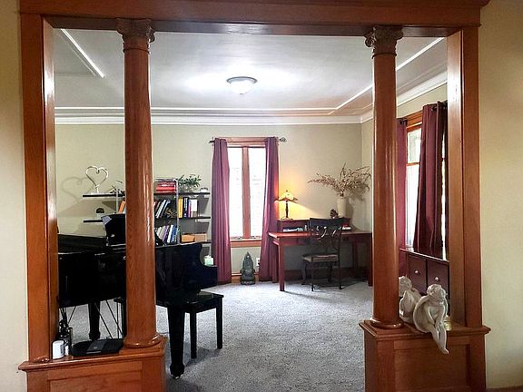 2nd image of 2456 N Newland Ave