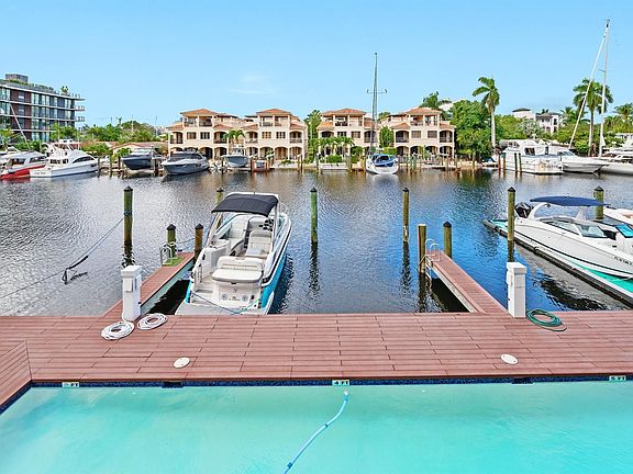 5th image of 133 Isle Of Venice Dr Unit 202