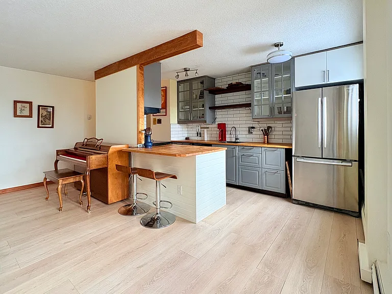 313 20th Ave SW #402 — Photo 39
