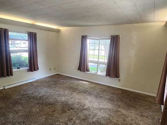 4th image of 415 F St