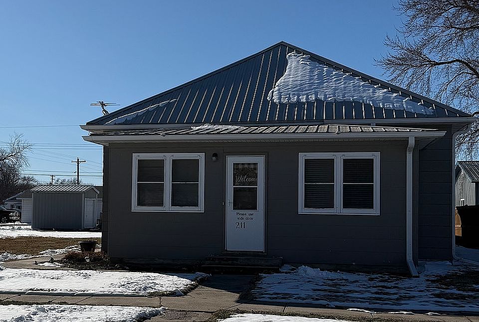 1st image of 211 N Missouri Ave
