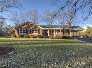 157 Courthouse Ln, Bowling Green, VA 22427