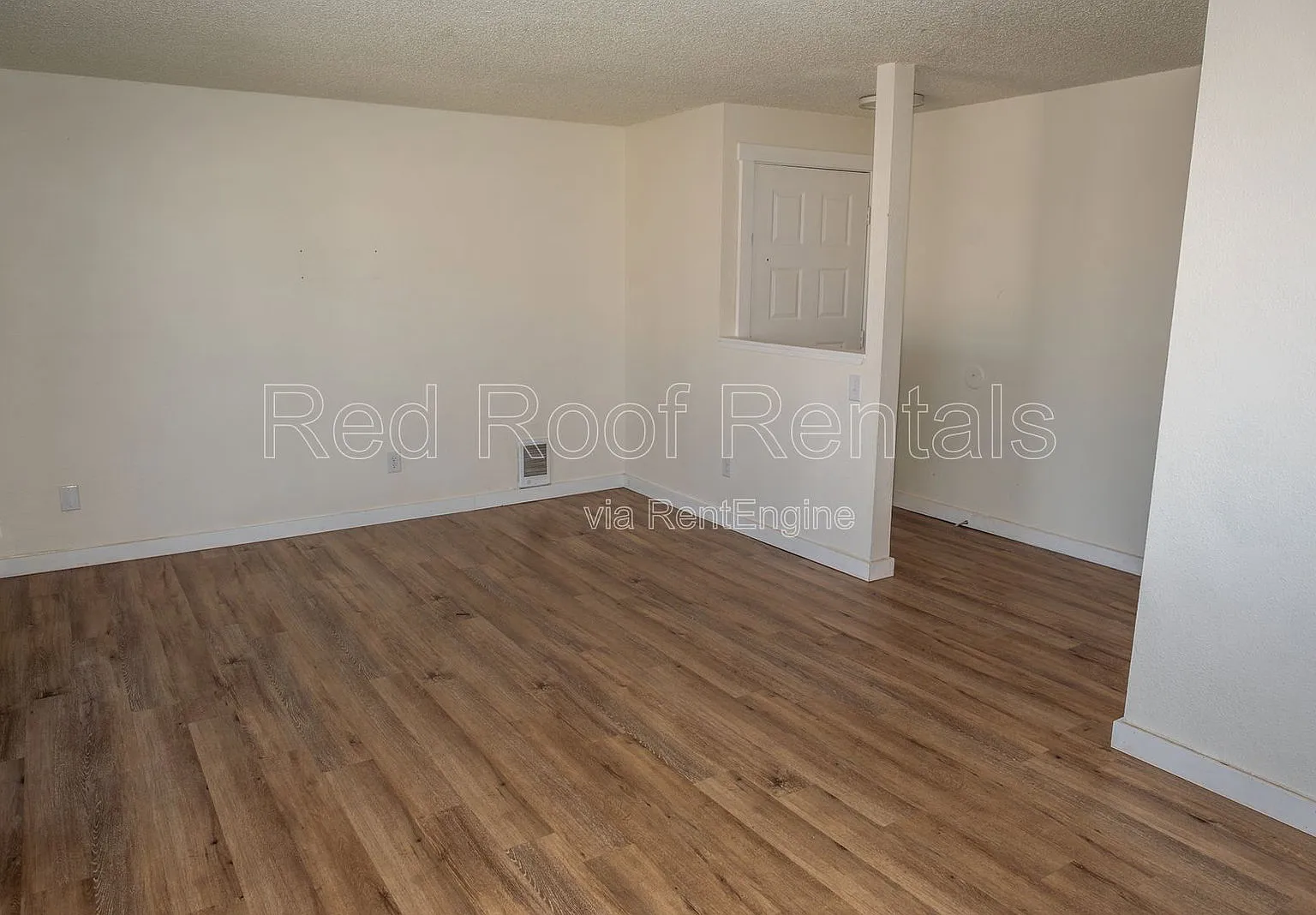 2 bed, 1.0 bath, 700 sqft, $1,395 — Photo 3