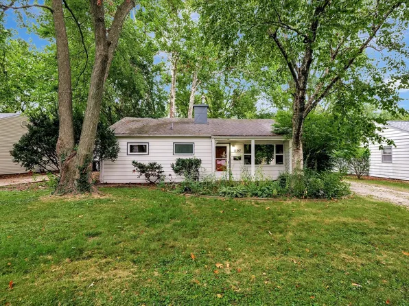 1107 E Pennsylvania Ave, Urbana, IL 61801