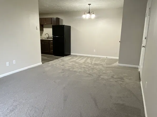 6310 Cheviot Rd APT 8, Cincinnati, OH 45239