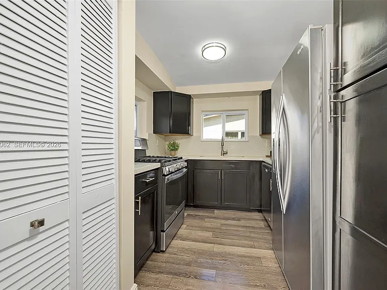 3524 SW 14th St — Photo 19