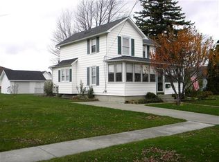429 N Church St, Oak Harbor, OH