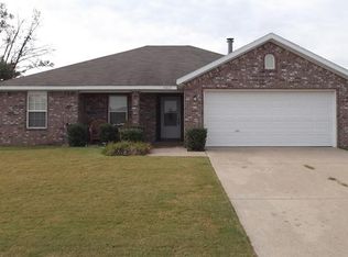 4409 SW Limestone Ave, Bentonville, AR 72712