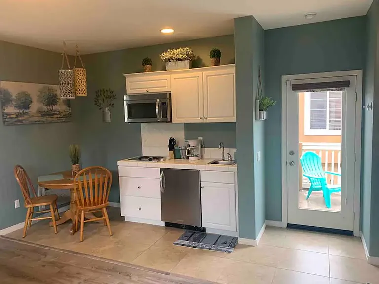 742 Owens River Dr — Photo 4