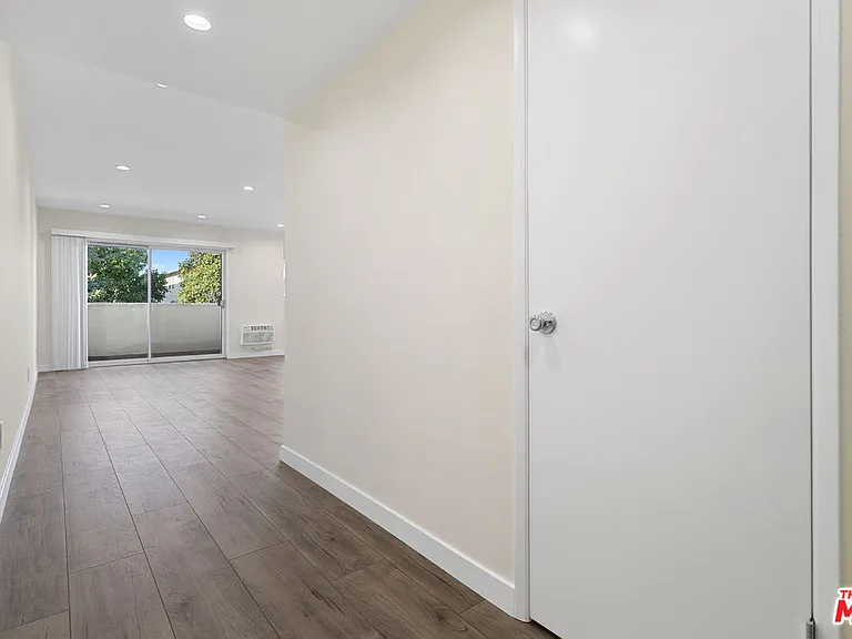 1028 S Bedford St #7 — Photo 5
