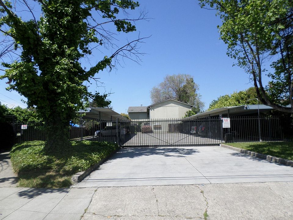1st image of 350 Smalley Ave APT 3