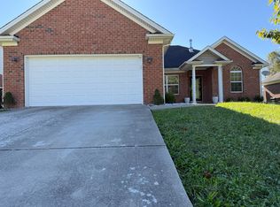 6313 Sky Crest Ct, Charlestown, IN 47111