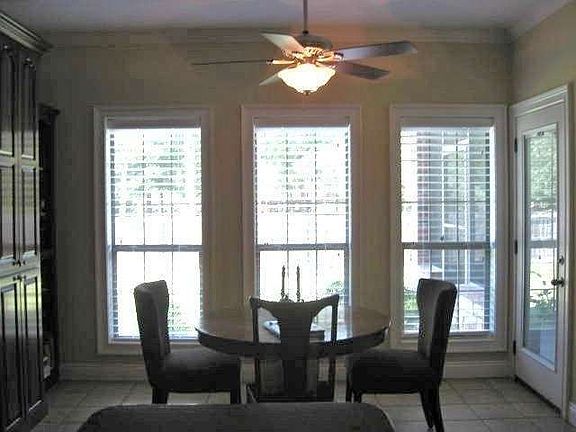 4th image of 2701 Pauls Cir