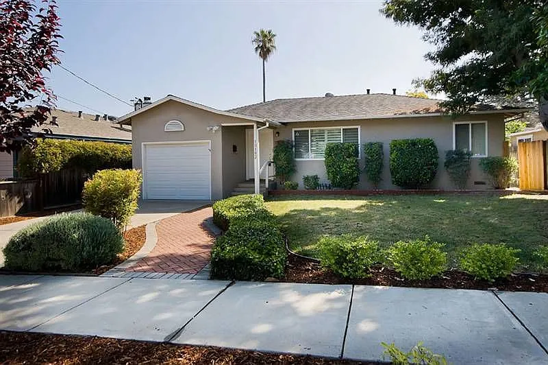 10192 Peninsula Ave photo 1