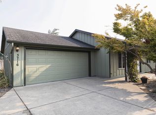 3716 E St, Springfield, OR 97478