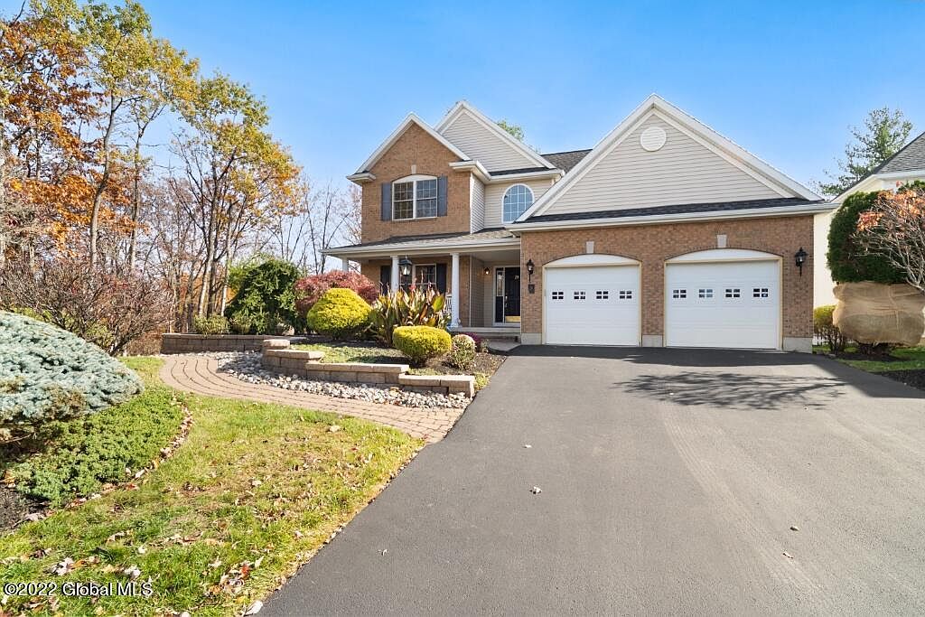 20 Yardley Court Loudonville NY 12211 Zillow
