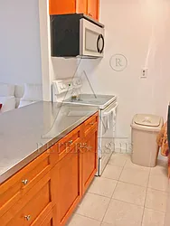 Rented by Peter Ashe