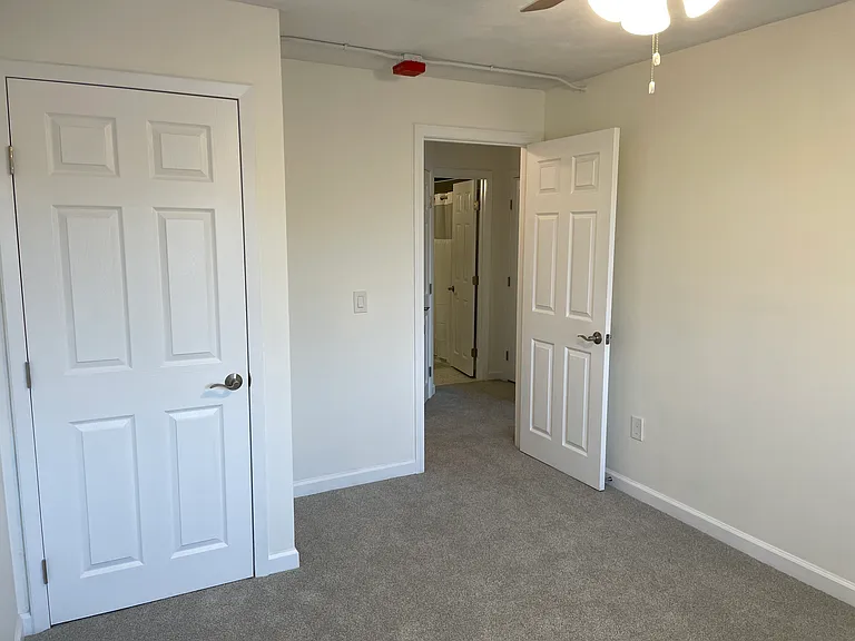 989 Atwood Ave — Photo 15